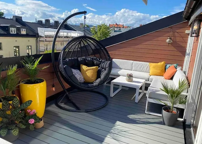 Stylish Gruenerlokka Penthouse With Rooftop Terrace
