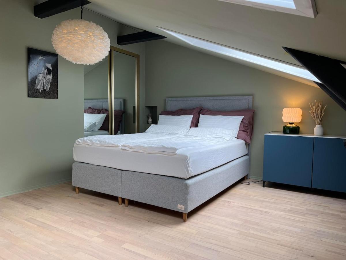 Stylish Gruenerlokka Penthouse With Rooftop Terrace * Oslo