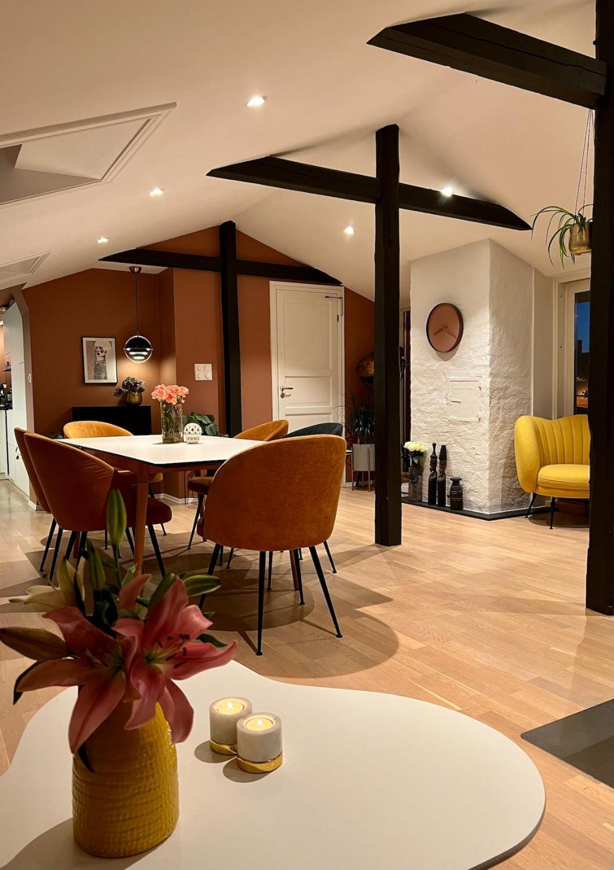 Stylish Gruenerlokka Penthouse With Rooftop Terrace Lägenhet